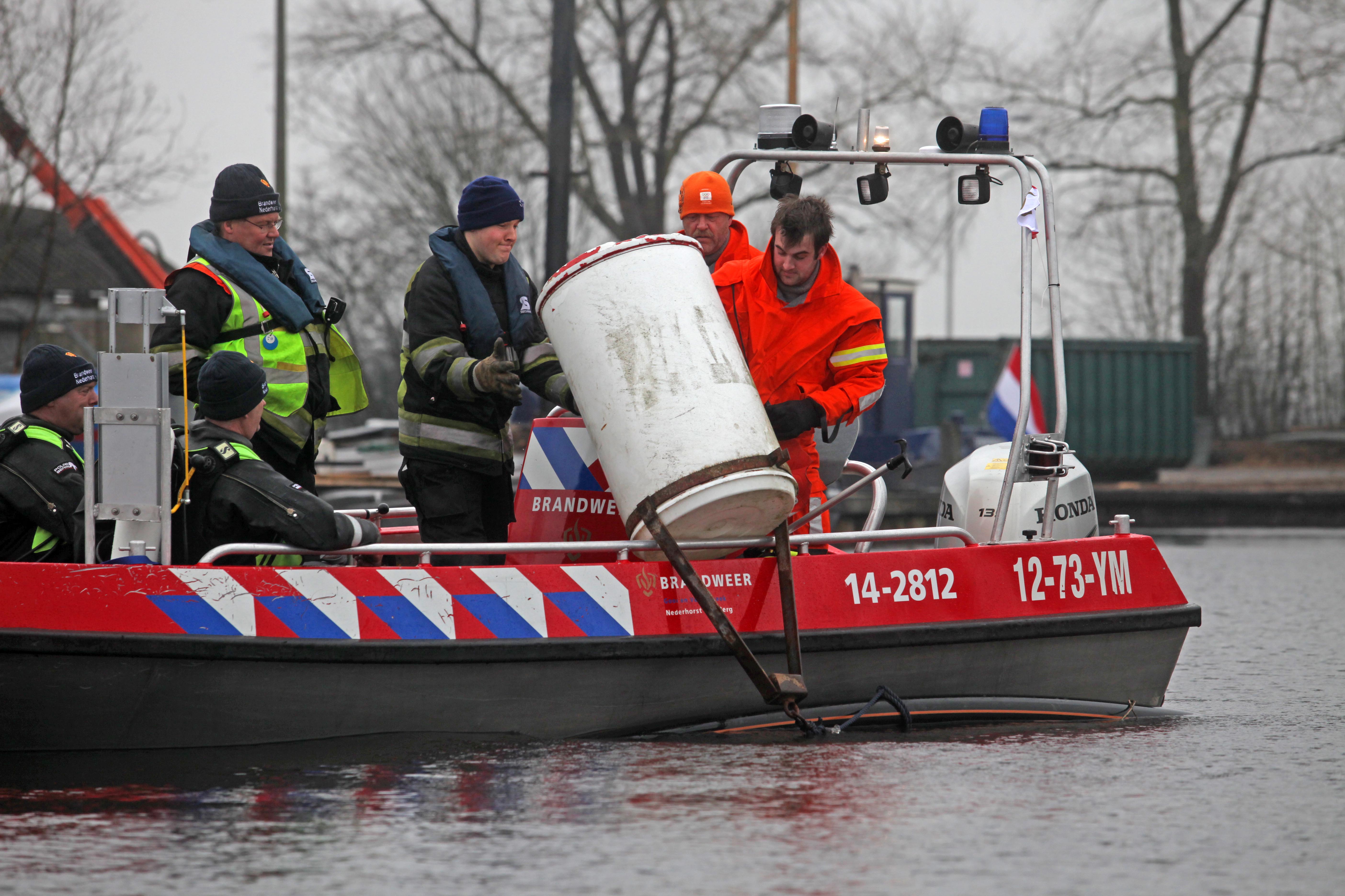Groot alarm om 'omgeslagen boot' op Loosdrechtse Plassen